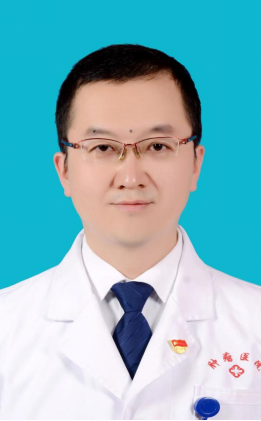 展翼翼